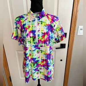 Women’s Tzu Tzu golf bright multi color fitted quarter zip fitted shirt. Size XL